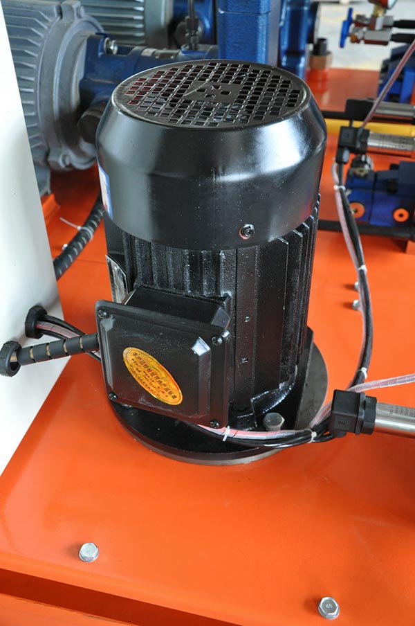 2.2KW超高壓機組，連接徑向RK泵，噪音低，升壓穩定